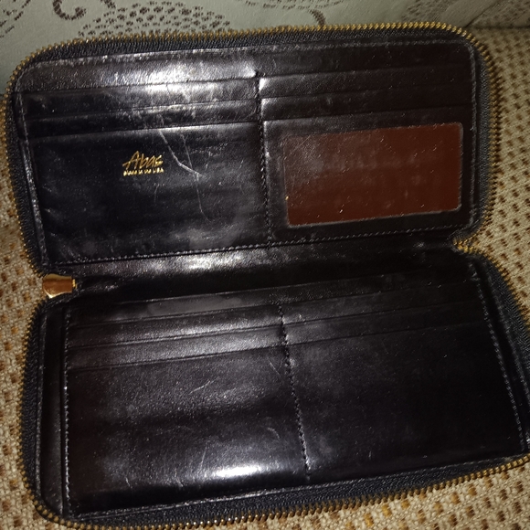 Abas Vintage Leather Studded Zippy Wallet - Picture 3 of 4